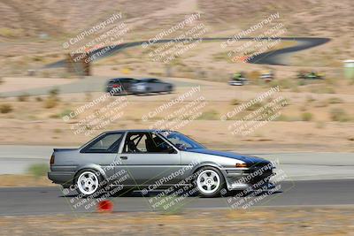 media/Oct-01-2022-Team Topak Racing (Sat) [[f860fb51be]]/2-Inter Low 2/session 1 turn 3/